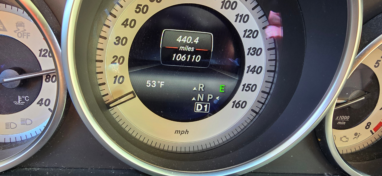 Mercedes-Benz E-Class E350 Sport 4MATIC Sedan 2015 Mercedes-Benz E-Class E350 Sport 4MATIC Sedan 2015