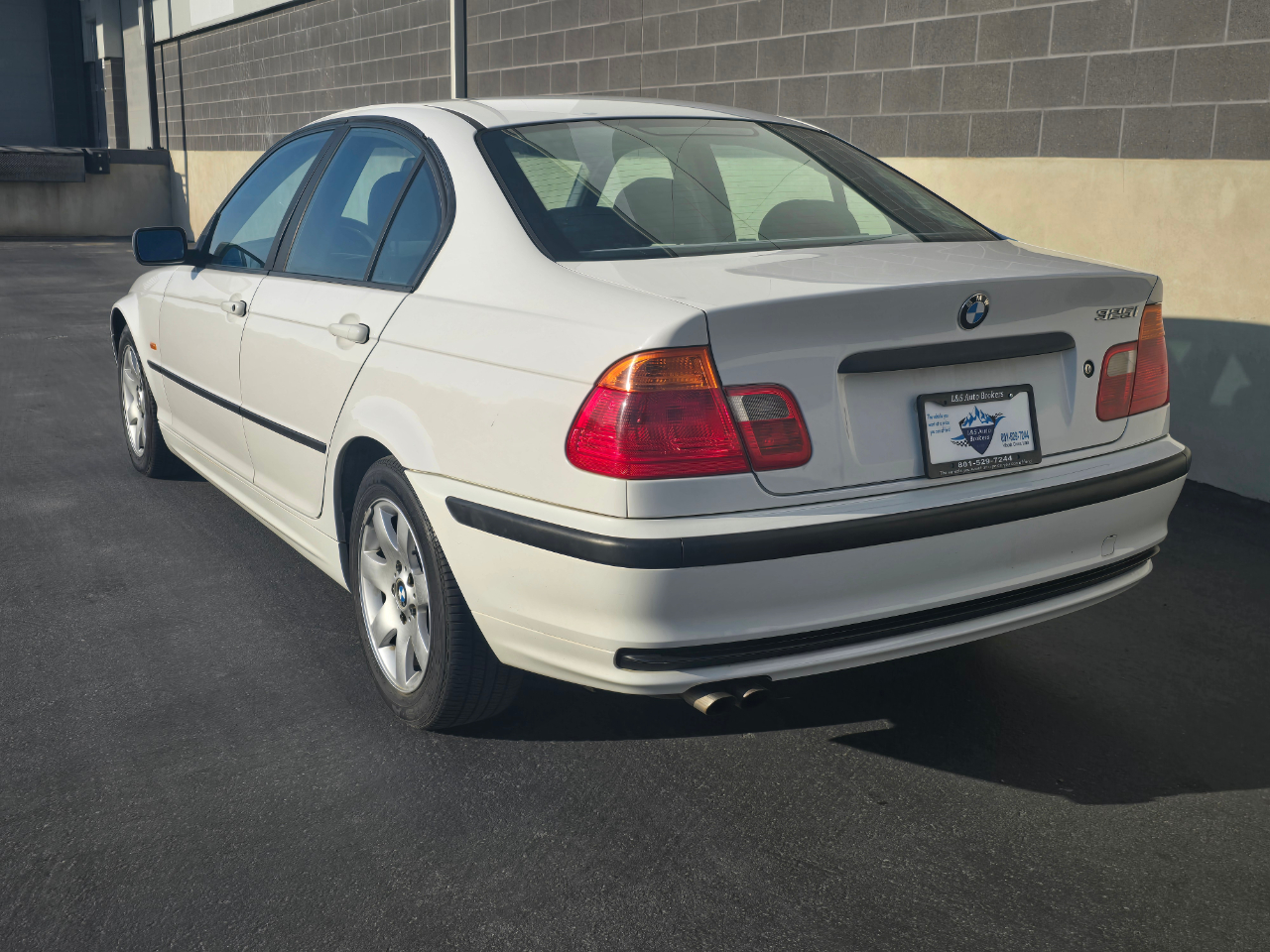 BMW 3-Series 325i 2001 BMW 3-Series 325i 2001