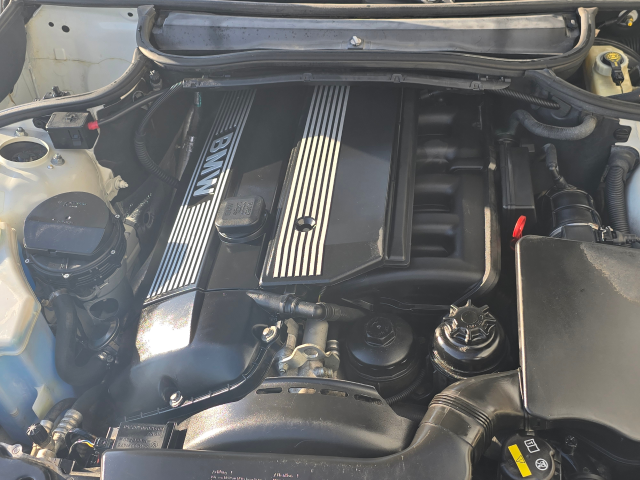 BMW 3-Series 325i 2001 BMW 3-Series 325i 2001