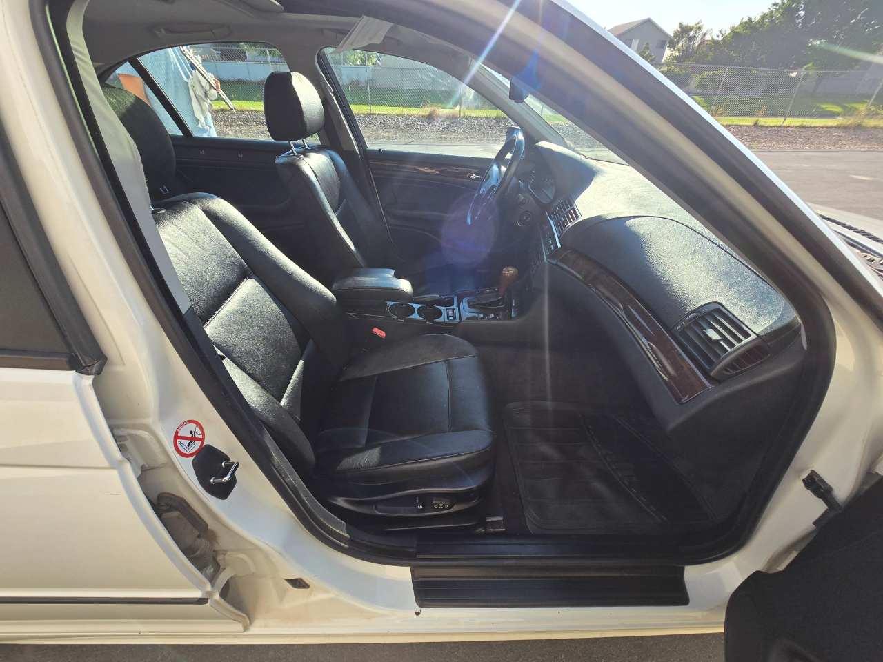 BMW 3-Series 325i 2001 BMW 3-Series 325i 2001