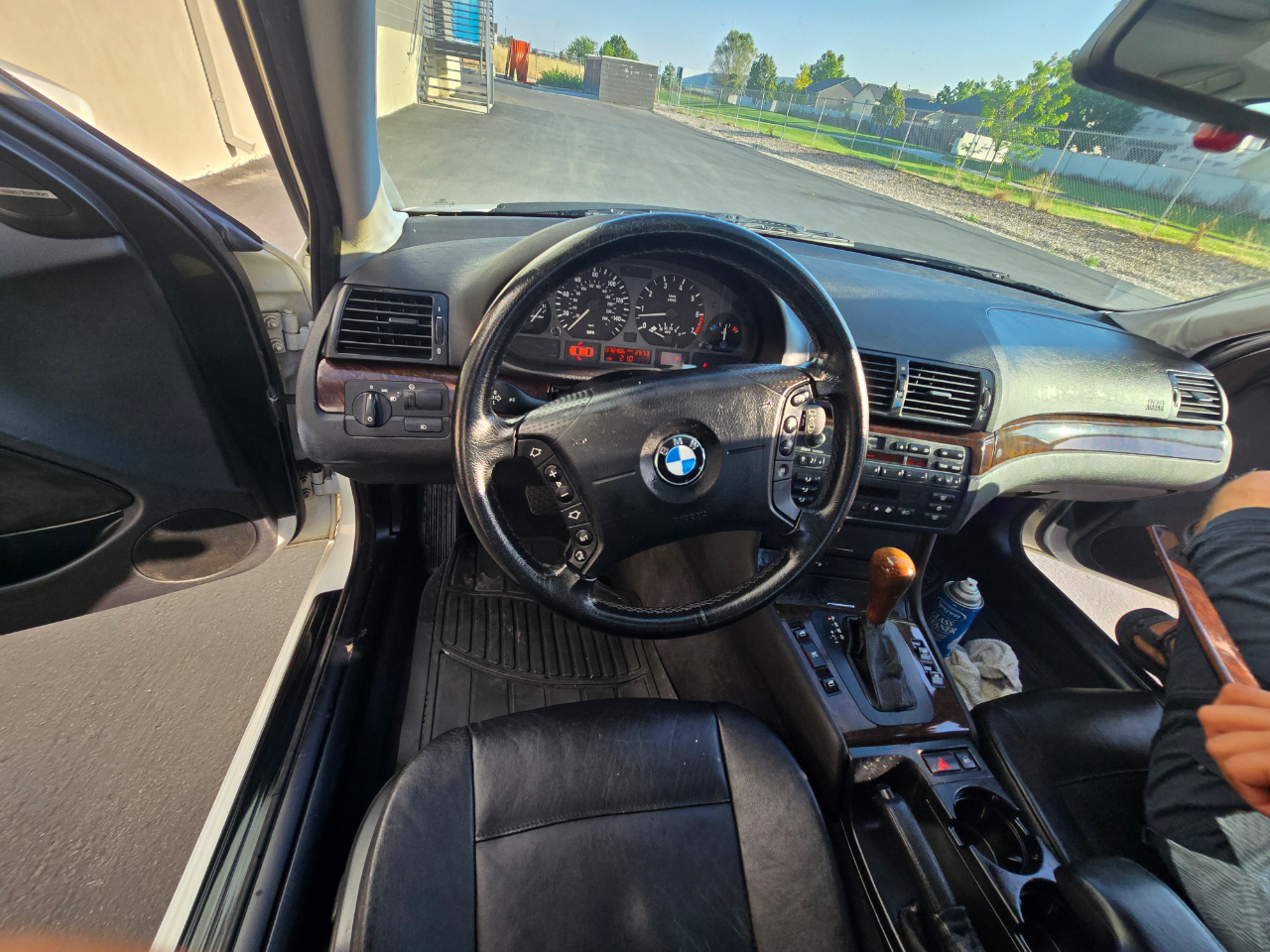 BMW 3-Series 325i 2001 BMW 3-Series 325i 2001