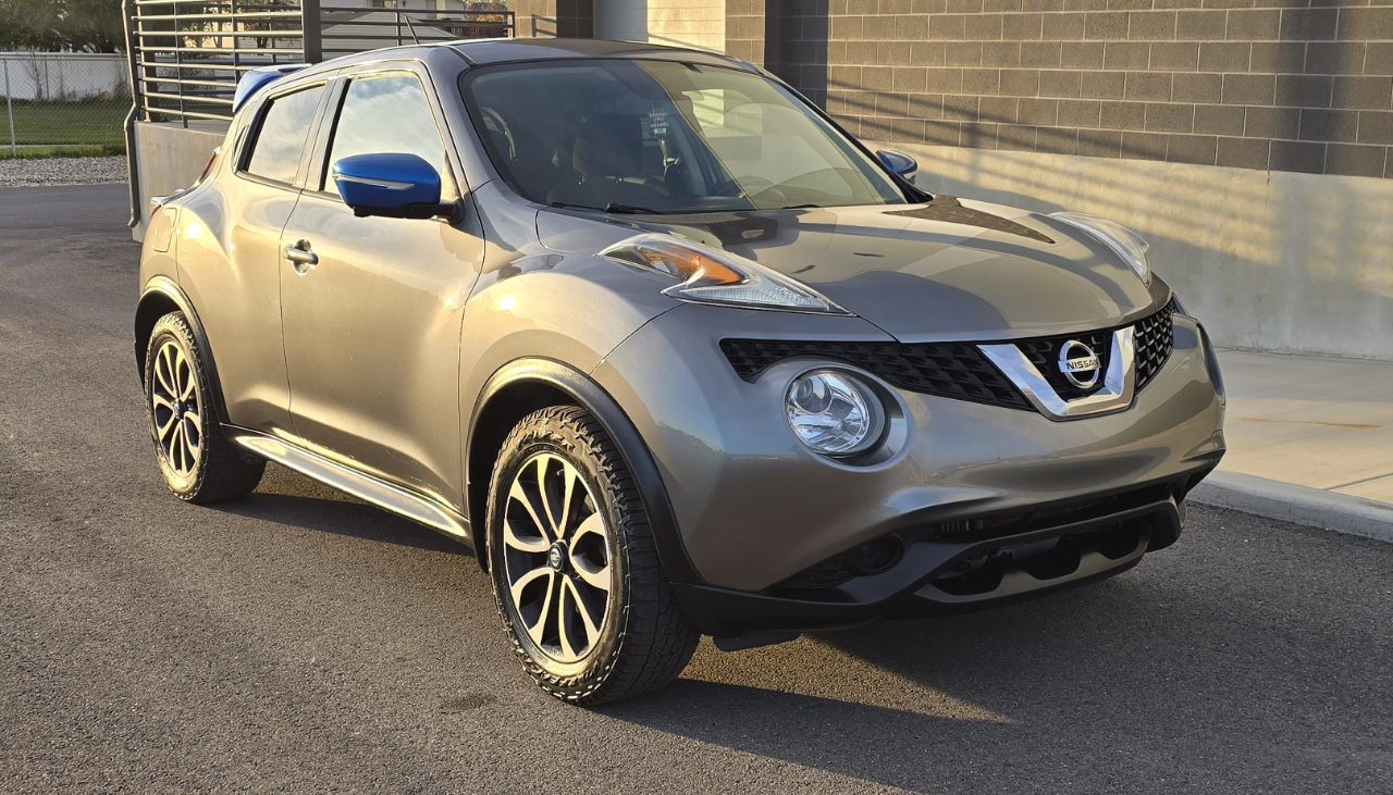 Nissan Juke S AWD 2015 Nissan Juke S AWD 2015