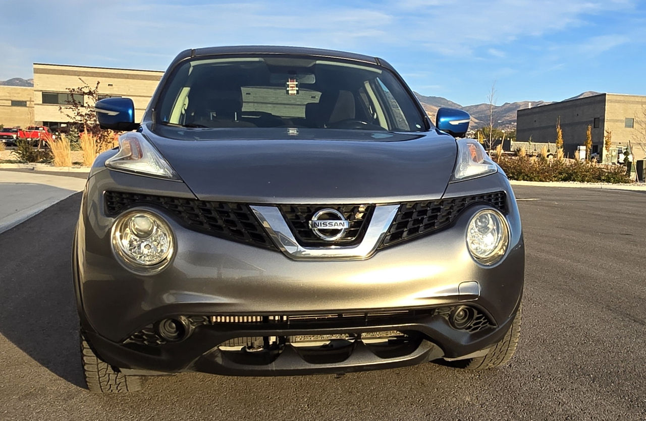 Nissan Juke S AWD 2015 Nissan Juke S AWD 2015