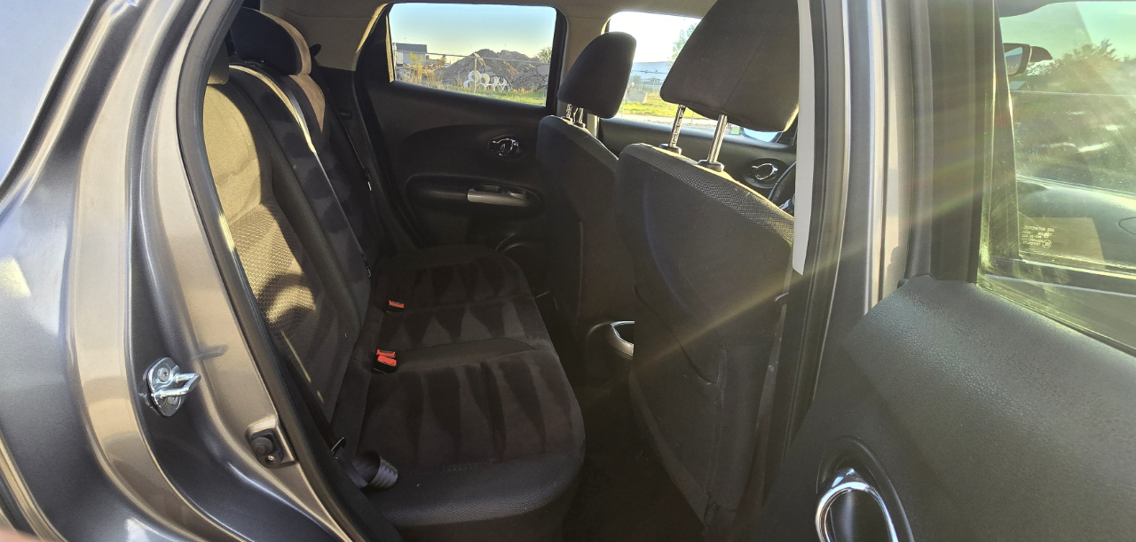 Nissan Juke S AWD 2015 Nissan Juke S AWD 2015