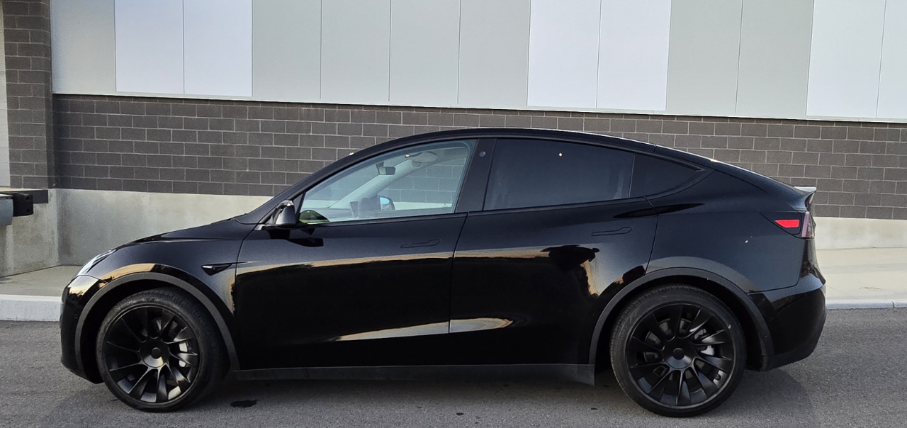 Tesla Model Y Long Range AWD 2022 Tesla Model Y Long Range AWD 2022