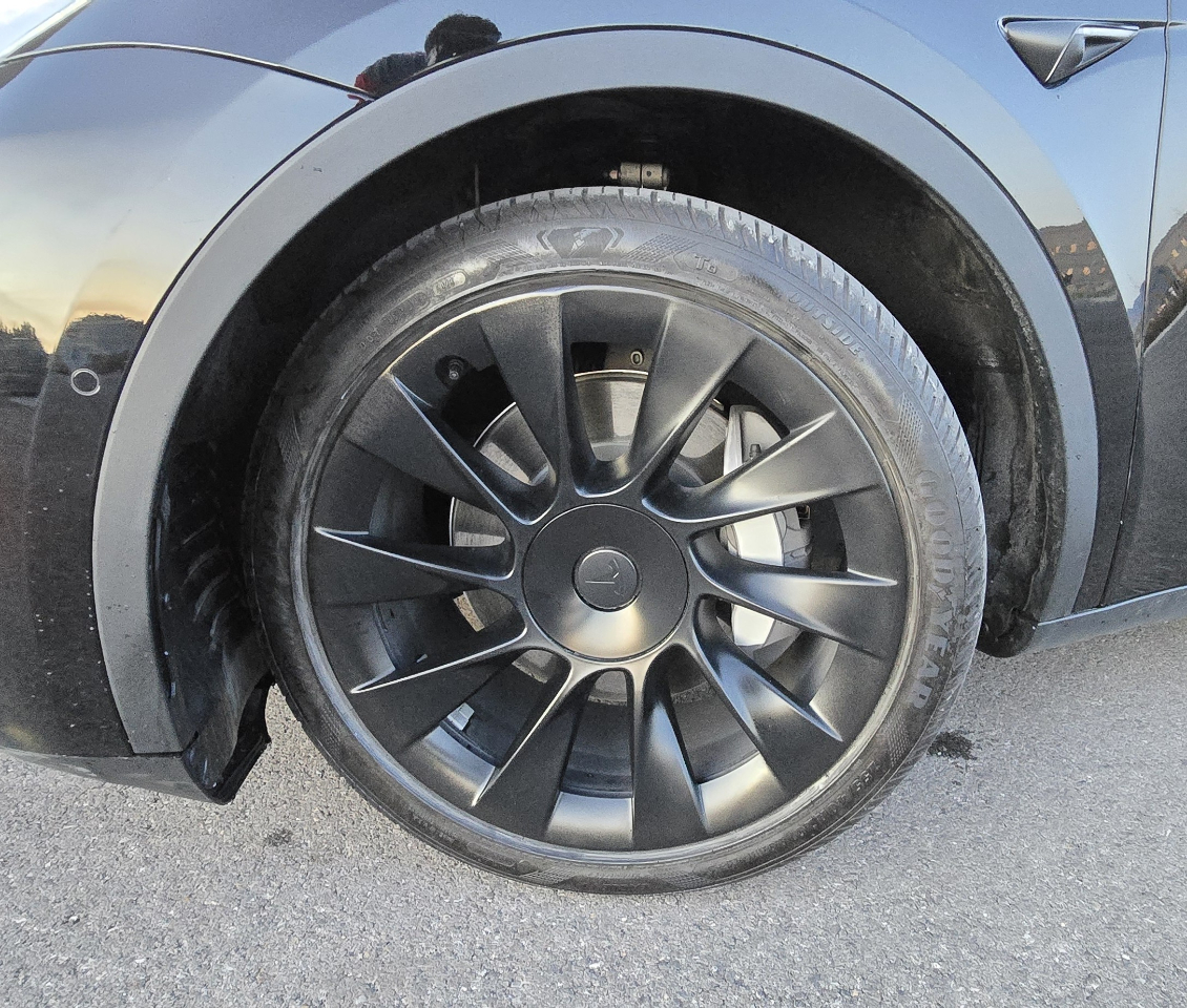 Tesla Model Y Long Range AWD 2022 Tesla Model Y Long Range AWD 2022