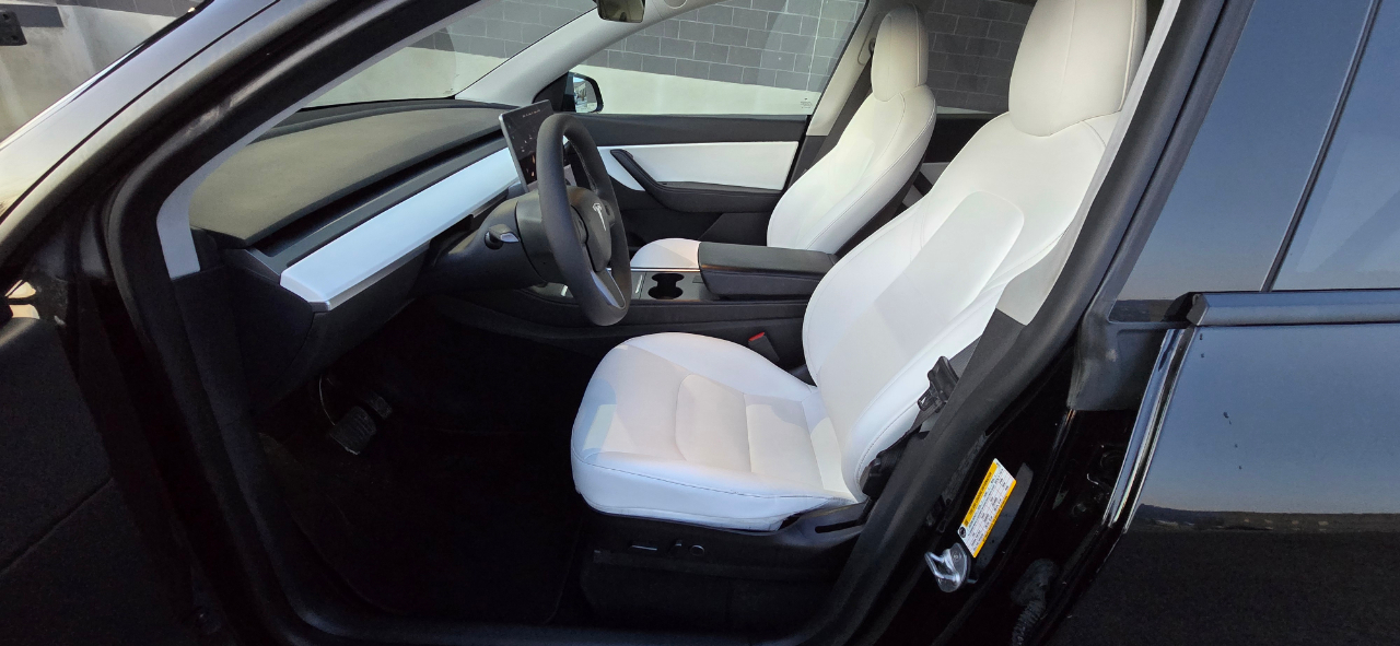 Tesla Model Y Long Range AWD 2022 Tesla Model Y Long Range AWD 2022