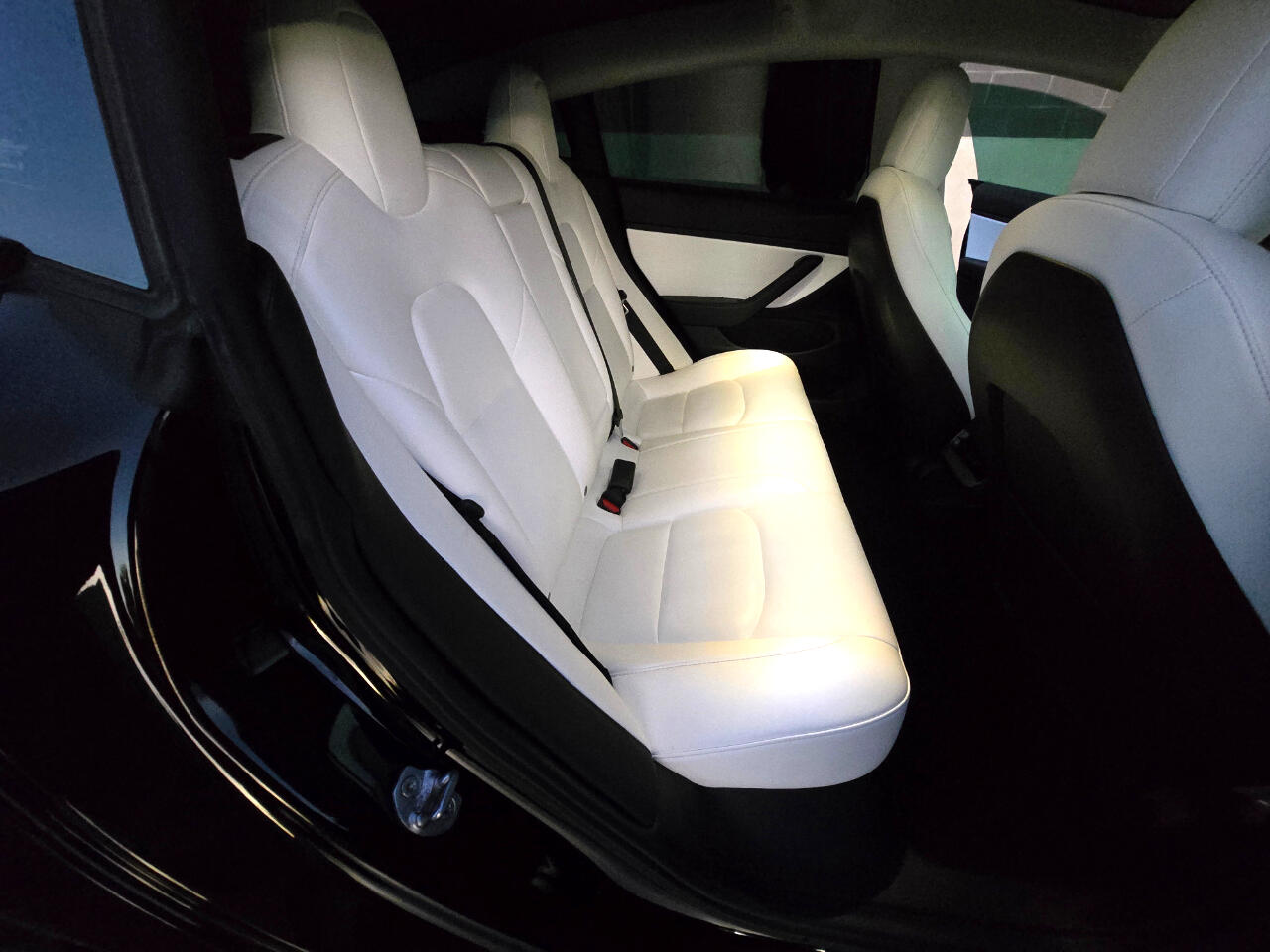 Tesla Model 3 Long Range 2021