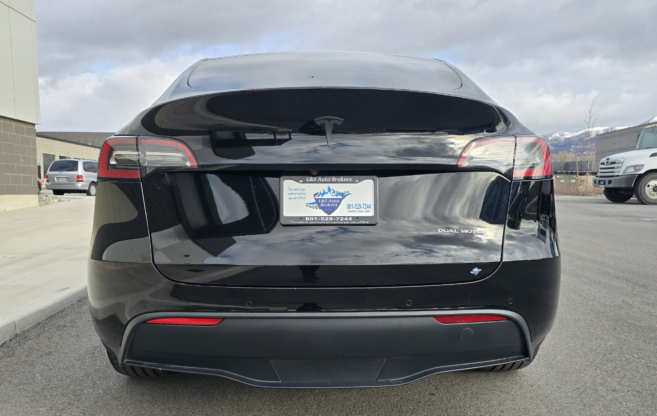 Tesla Model Y Long Range AWD 2021