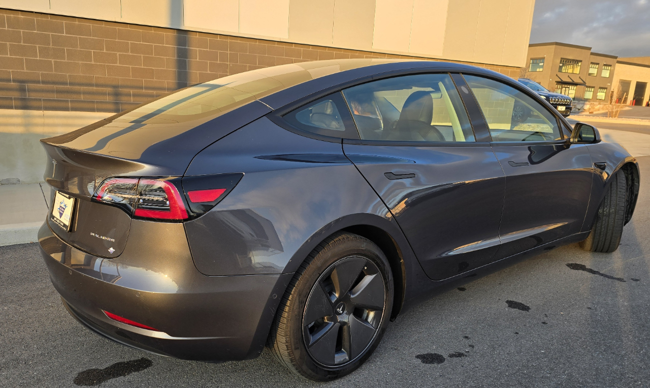 Tesla Model 3 Long Range 4D Sedan AWD 2021