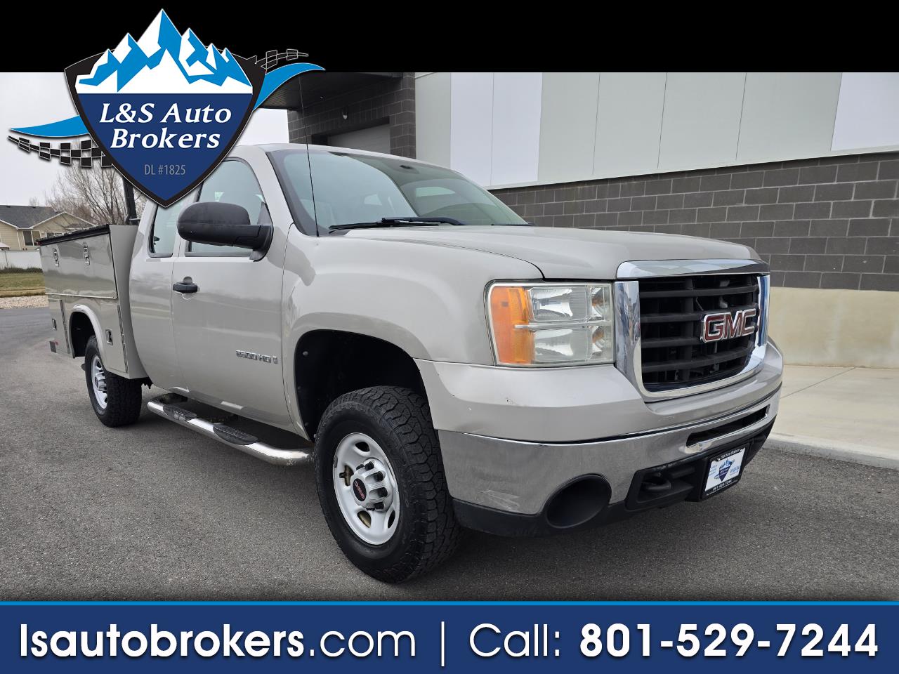2009 GMC Sierra 2500HD Work Truck Ext. Cab Long Box 2WD