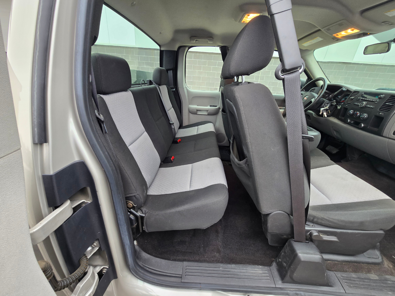 GMC Sierra 2500HD Work Truck Ext. Cab Long Box 2WD 2009