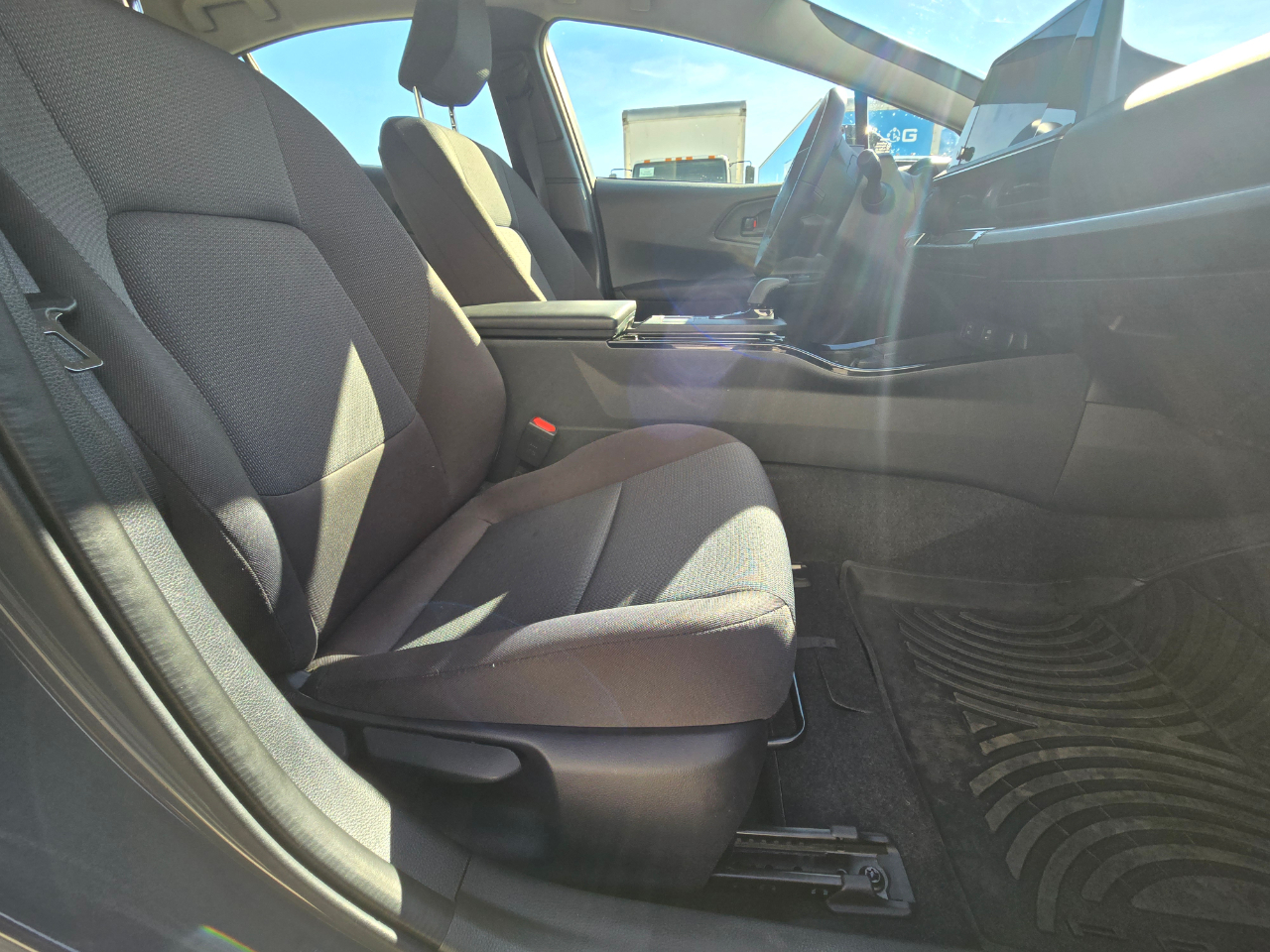 Toyota Prius LE AWD 2024