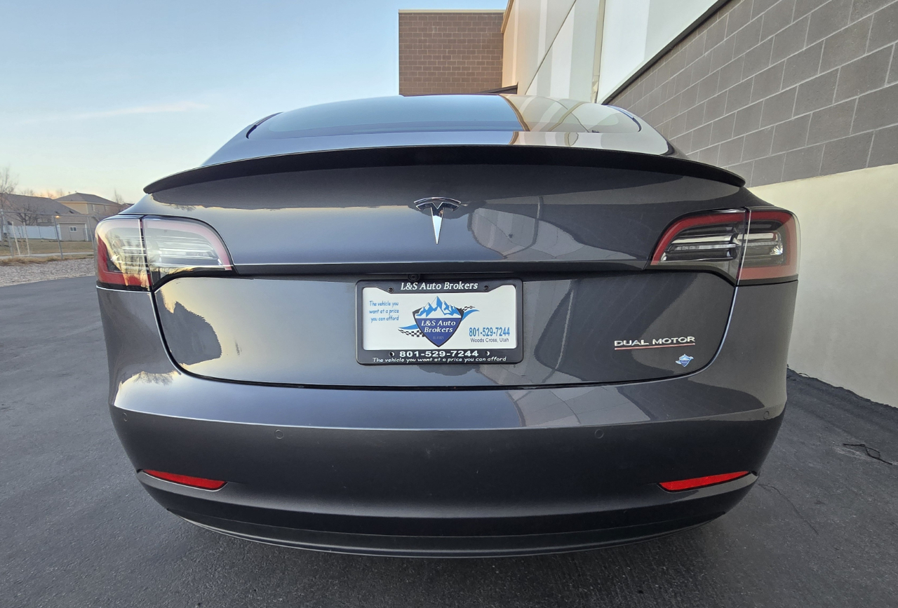 Tesla Model 3 Performance 2021