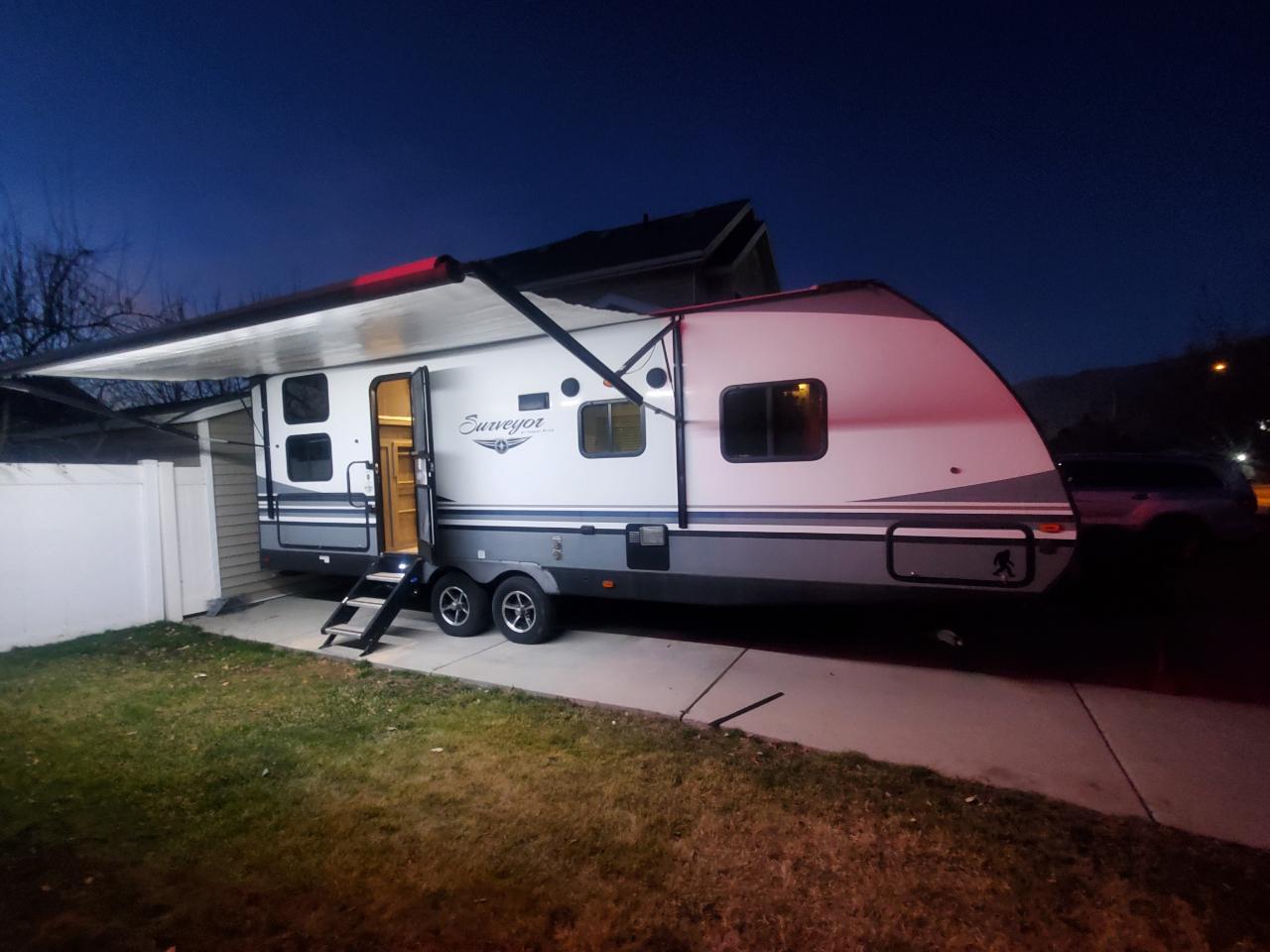 Forest River Surveyor  2018