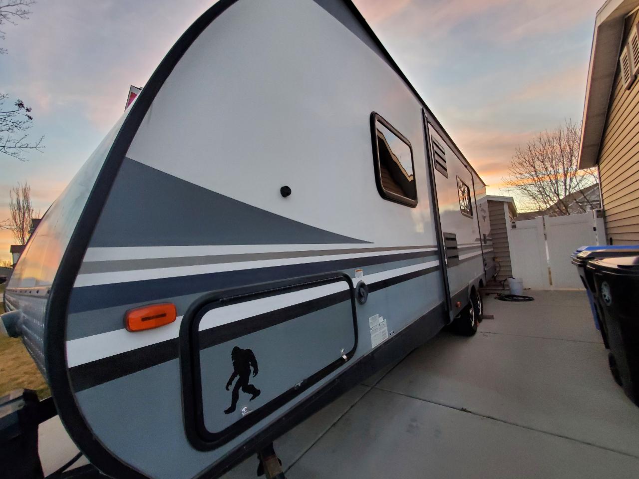 Forest River Surveyor  2018