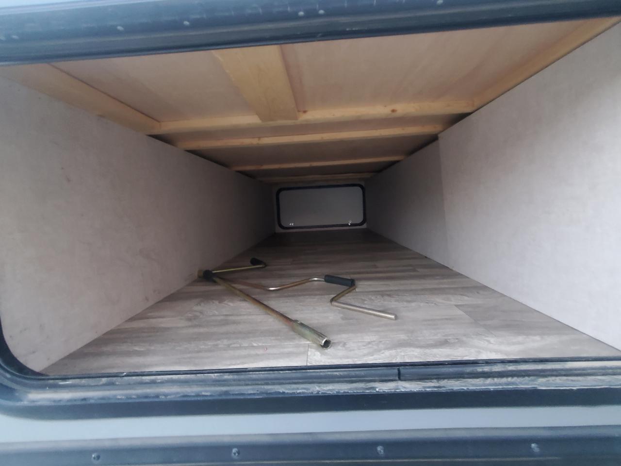 Forest River Surveyor  2018