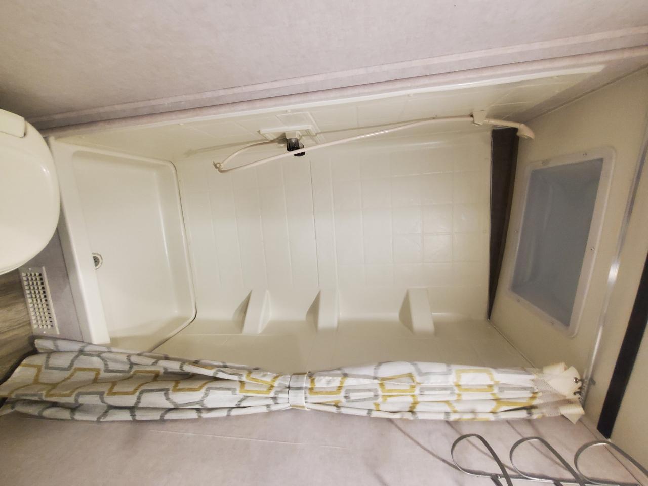 Forest River Surveyor  2018