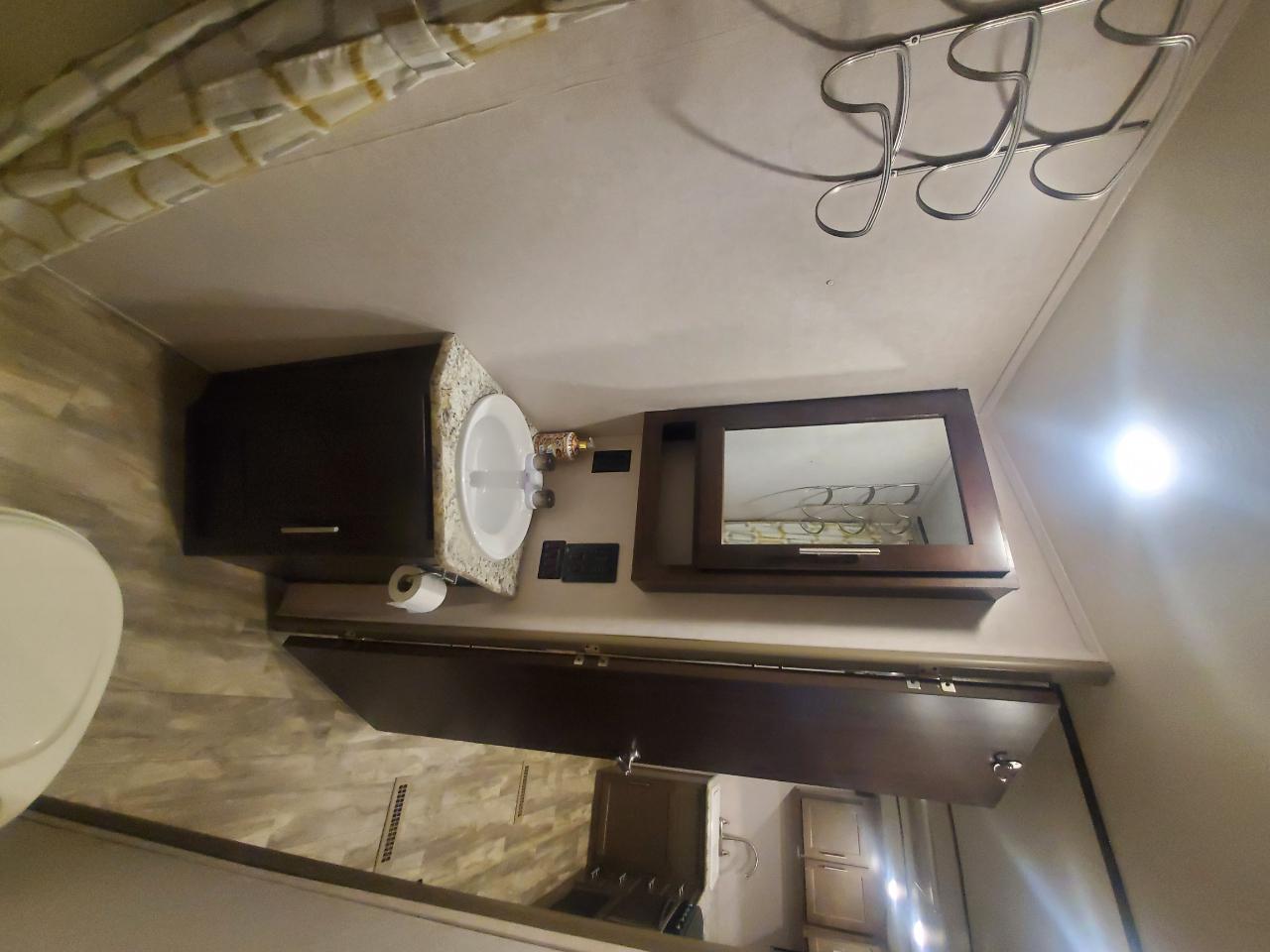 Forest River Surveyor  2018