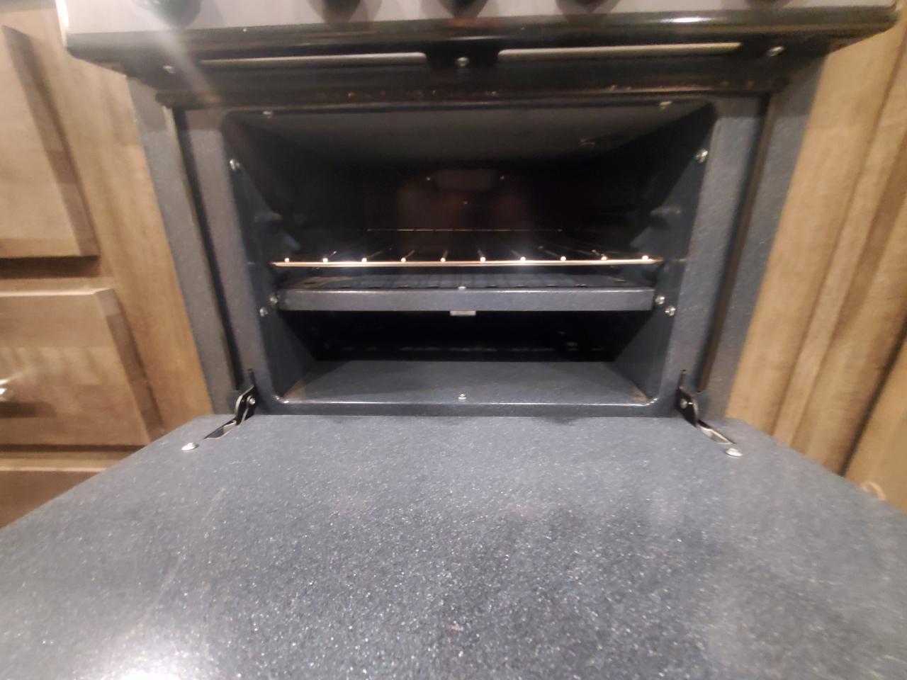 Forest River Surveyor  2018