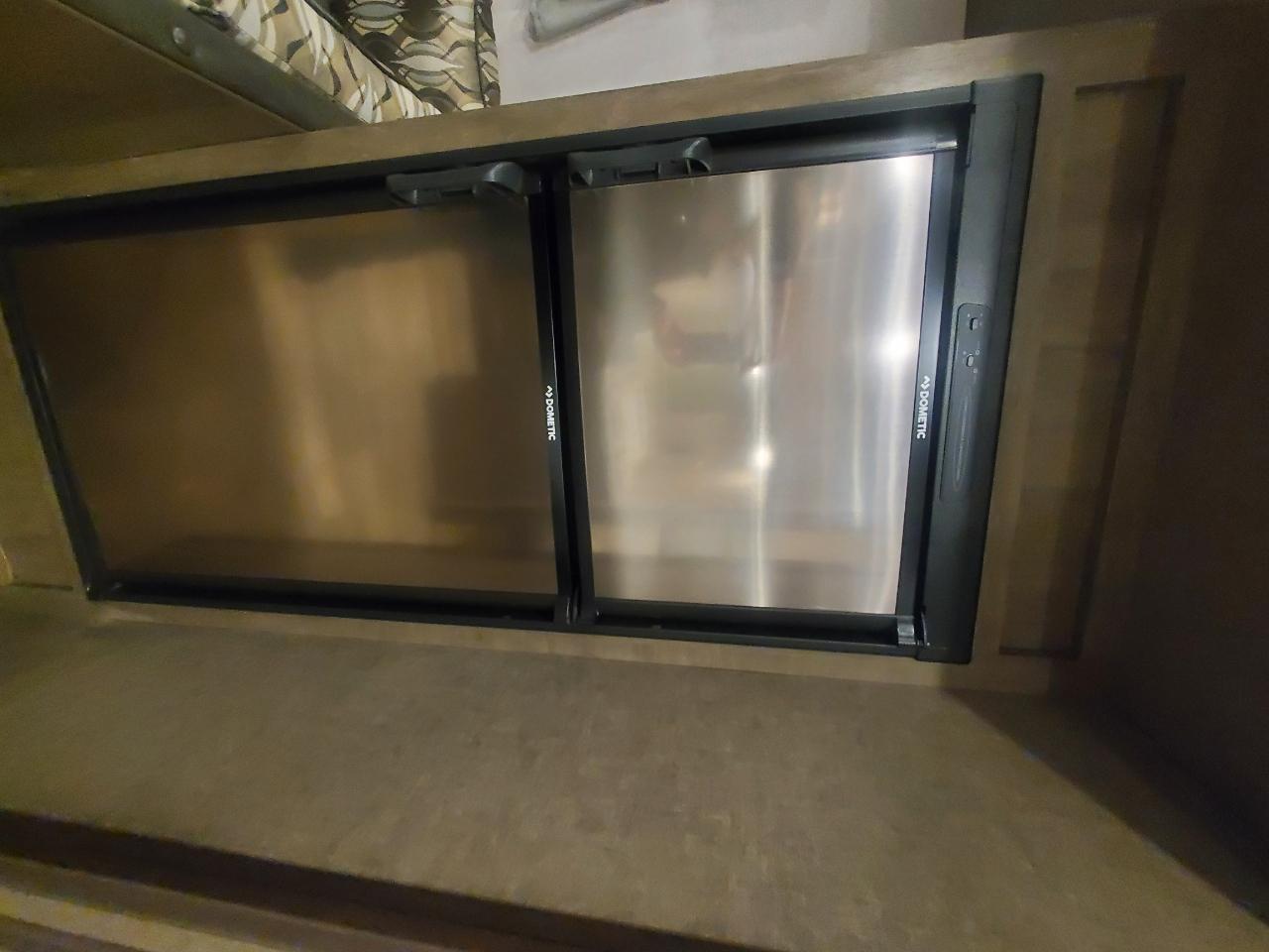 Forest River Surveyor  2018