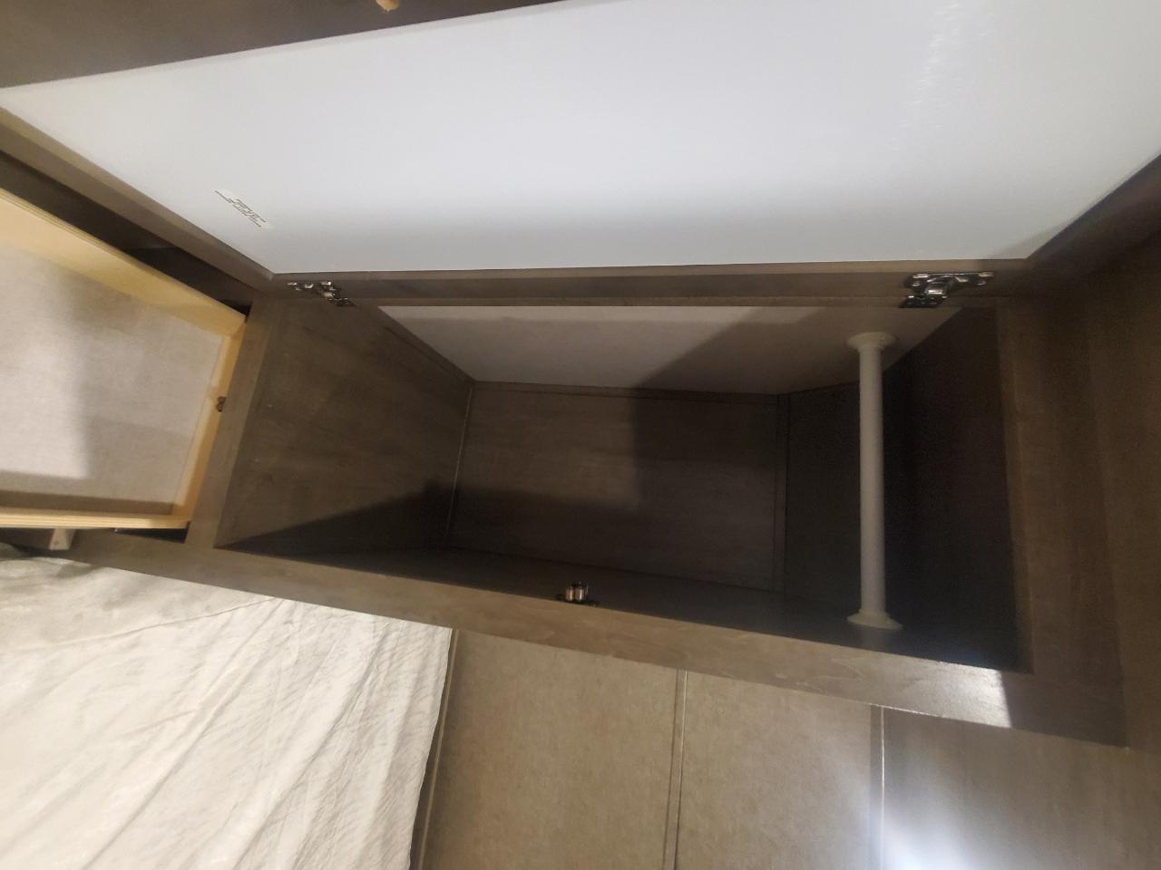 Forest River Surveyor  2018