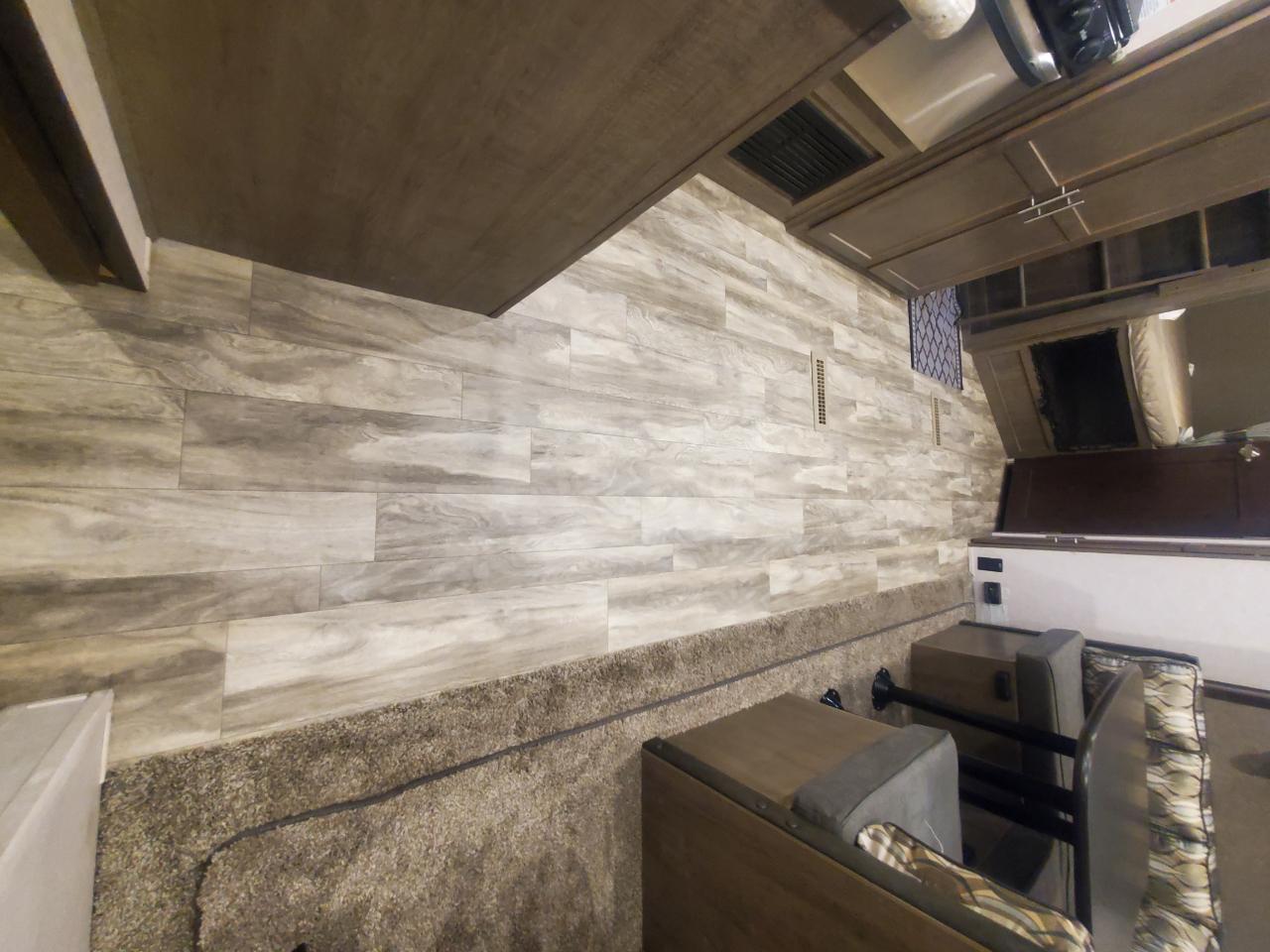 Forest River Surveyor  2018