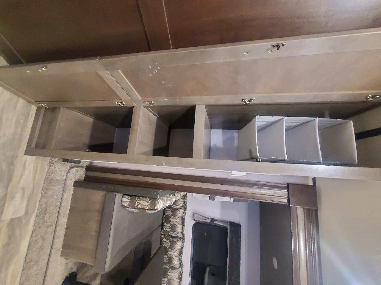 Forest River Surveyor  2018