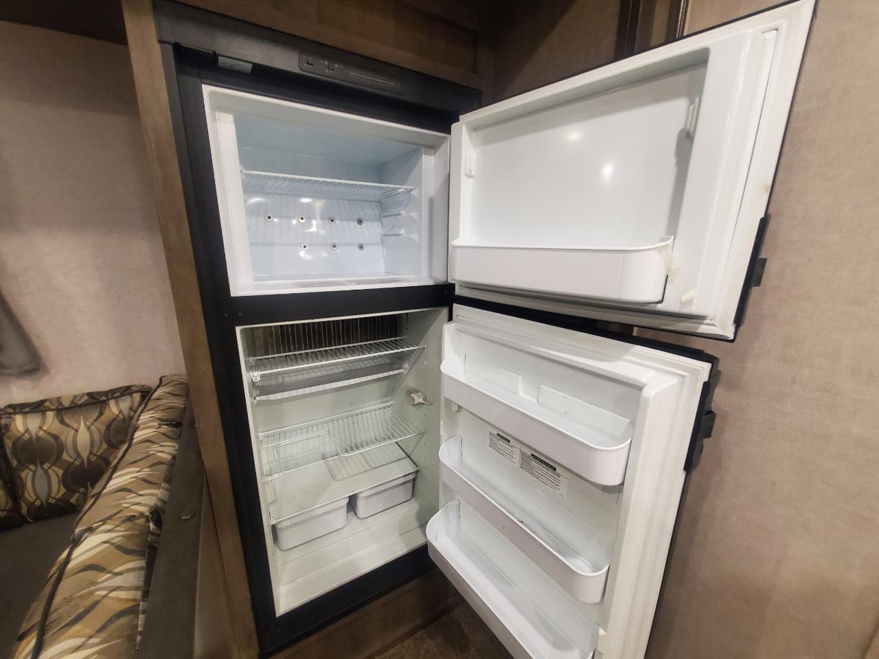 Forest River Surveyor  2018