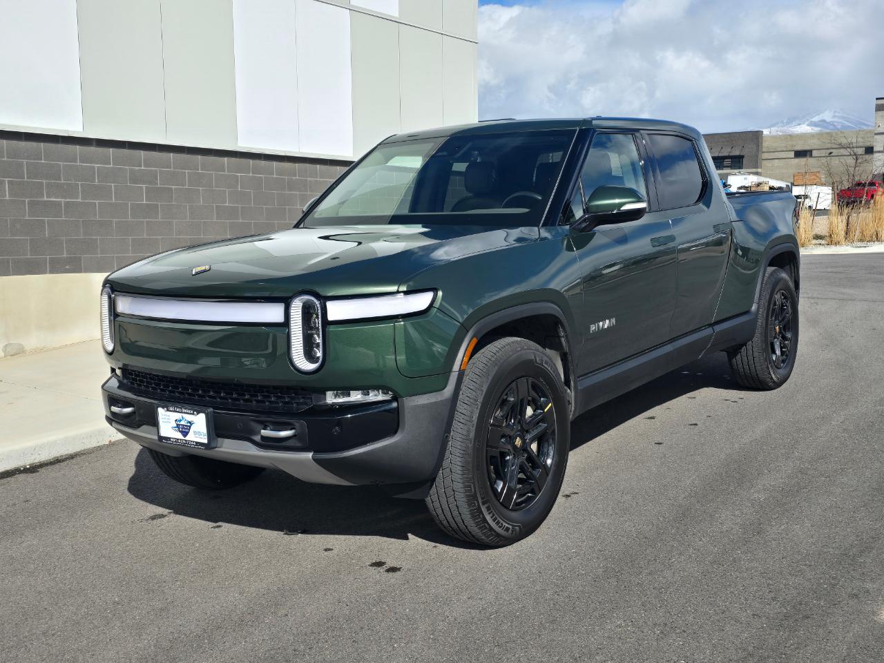 Rivian R1T Adventure Performance Dual-Motor Max Pack 2024