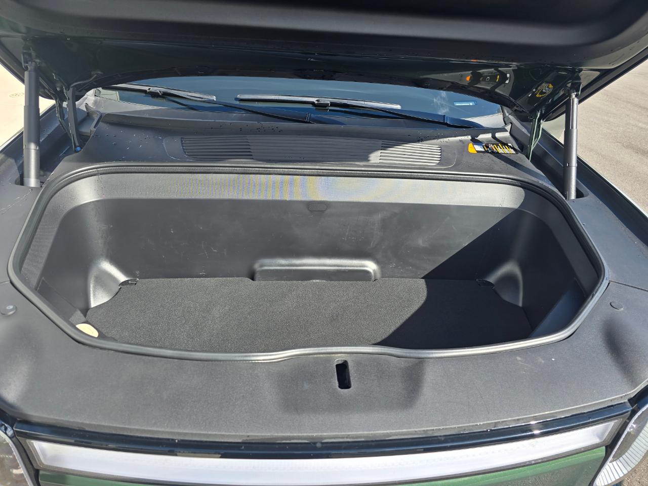 Rivian R1T Adventure Performance Dual-Motor Max Pack 2024