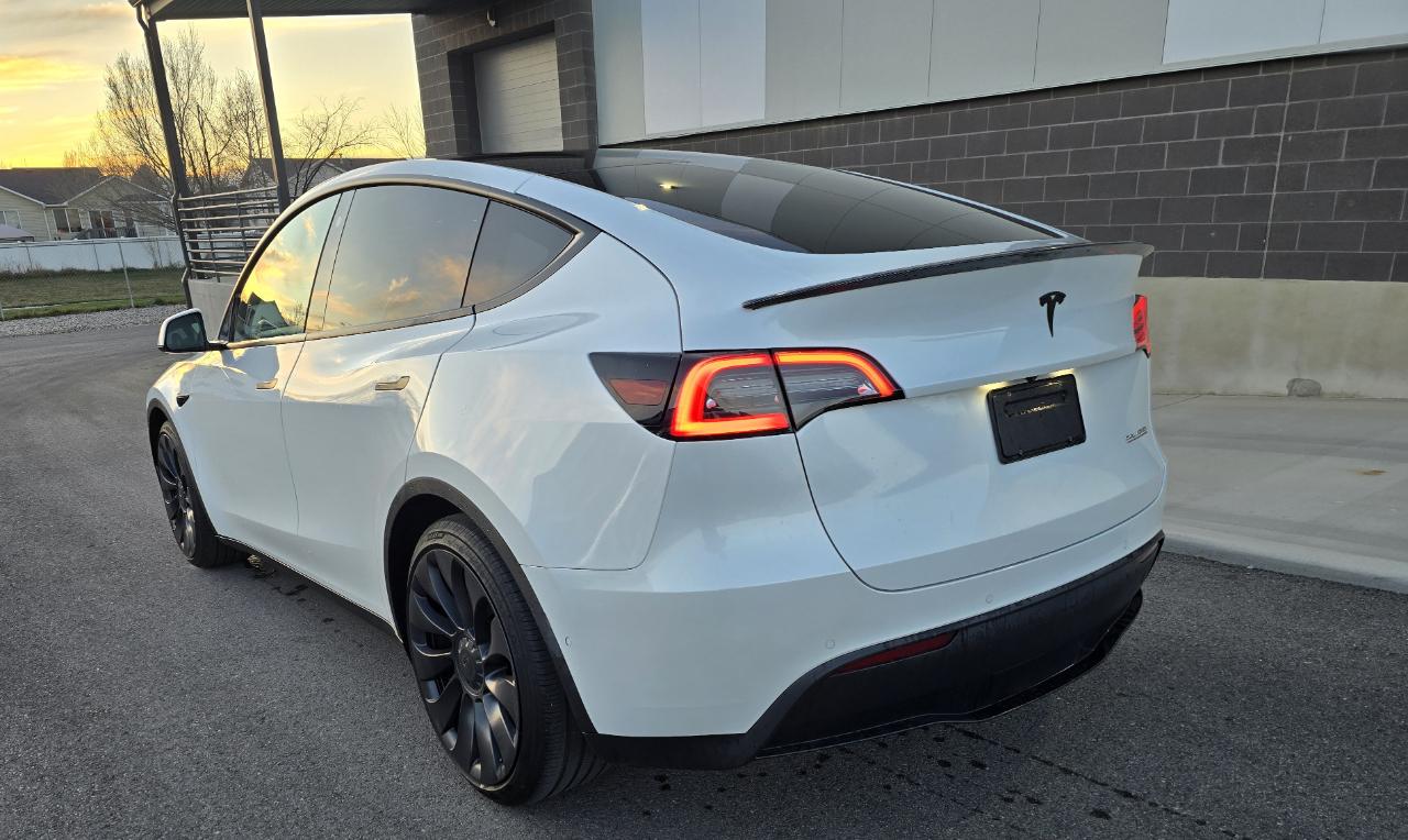 Tesla Model Y Performance 2021