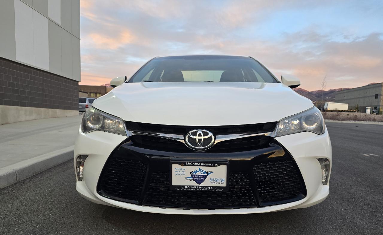 Toyota Camry SE 2017