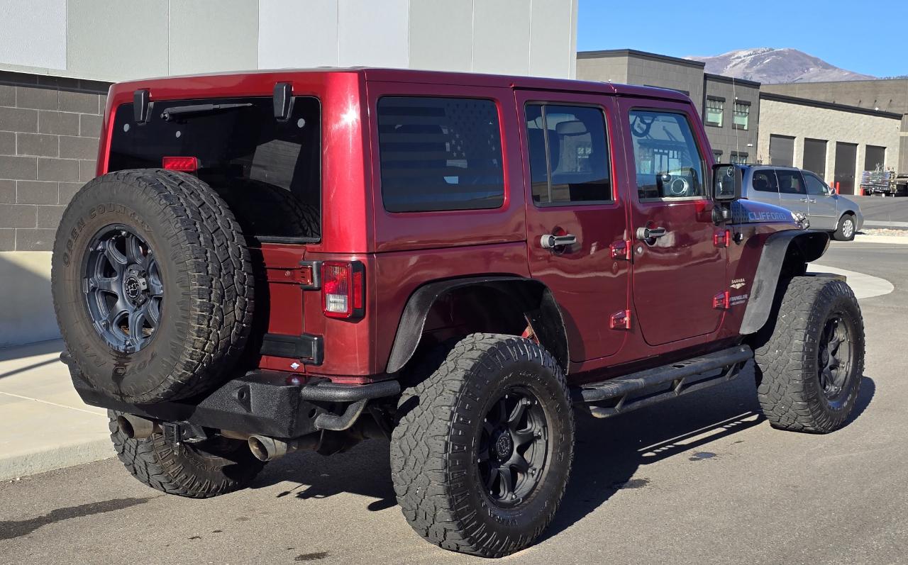 Jeep Wrangler Unlimited Sahara 4WD 2013