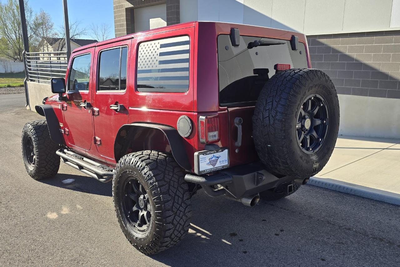 Jeep Wrangler Unlimited Sahara 4WD 2013