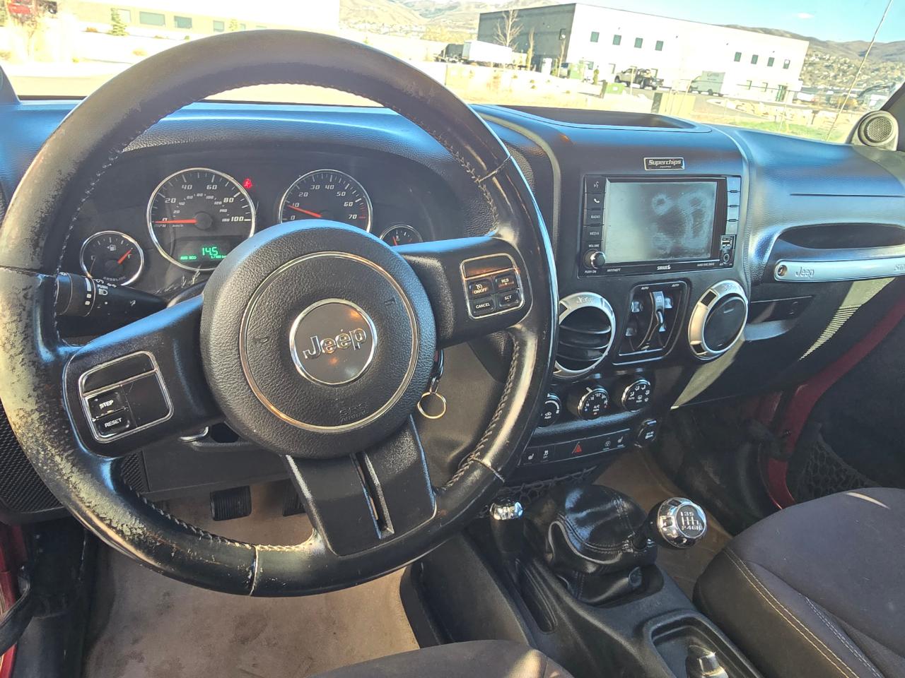 Jeep Wrangler Unlimited Sahara 4WD 2013