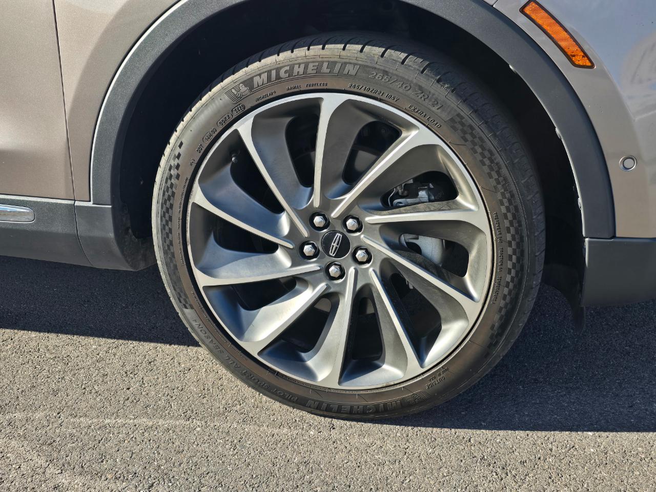 Lincoln Nautilus Reserve AWD 2019