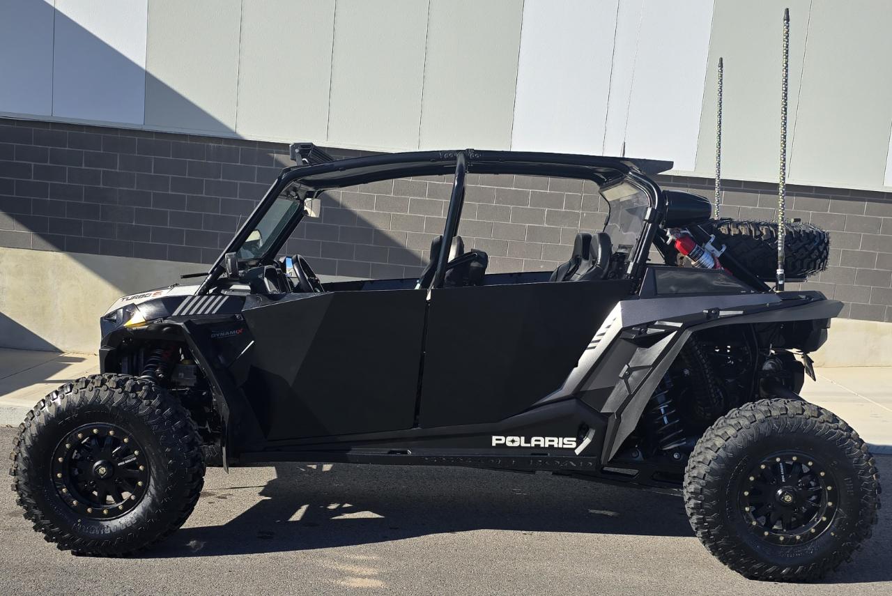 Polaris RZR Turbo S 4  2021