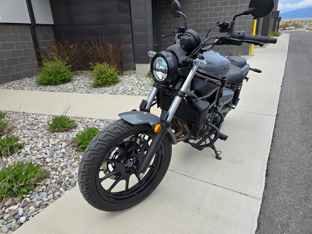 Kawasaki ELIMINATOR  2024