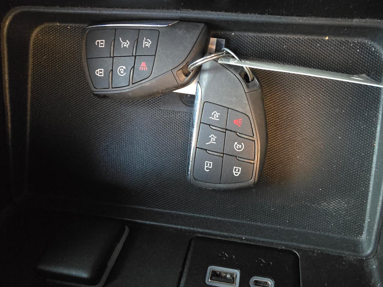 Chevrolet Suburban LT 4WD 2022