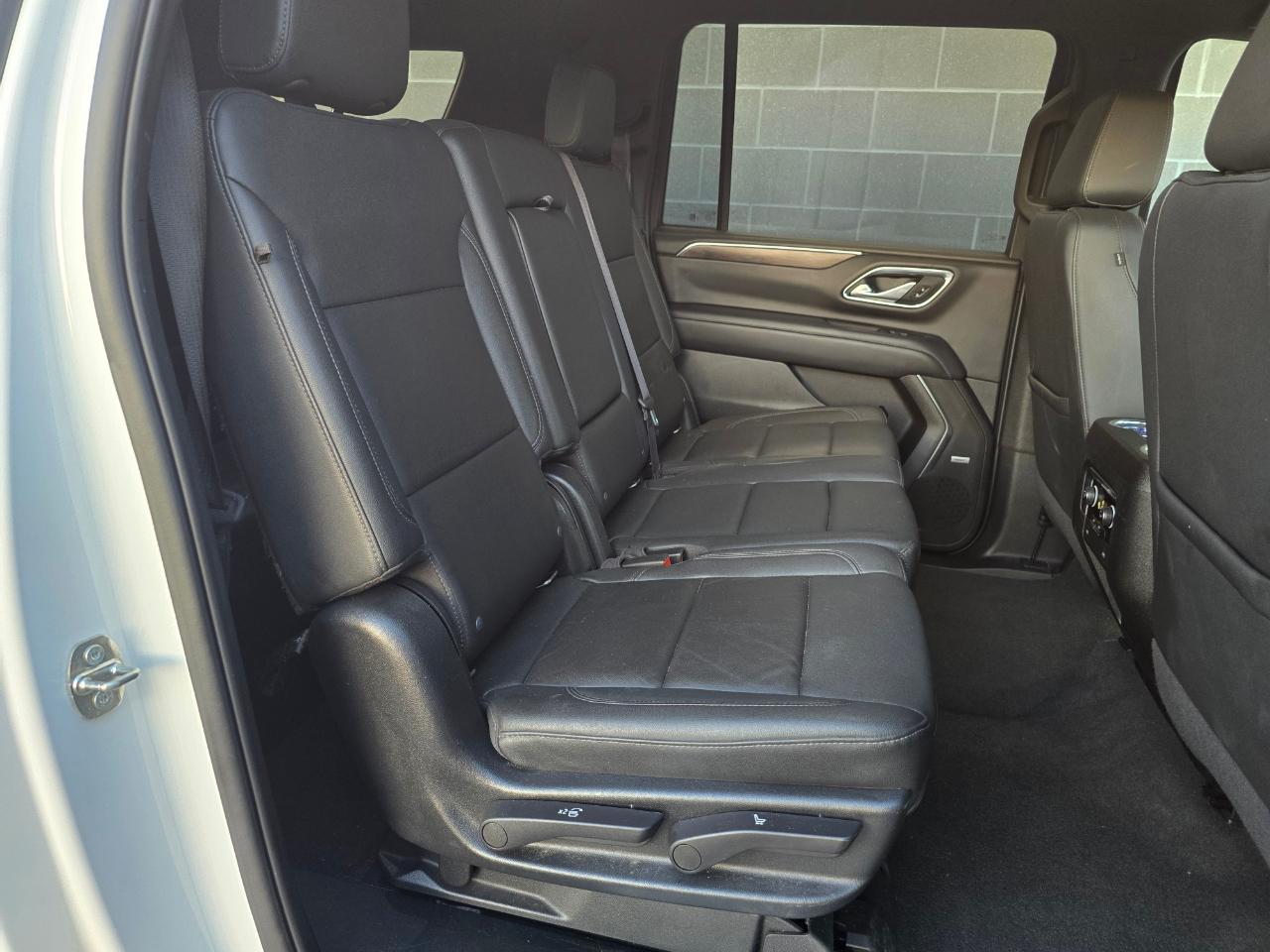 Chevrolet Suburban LT 4WD 2022