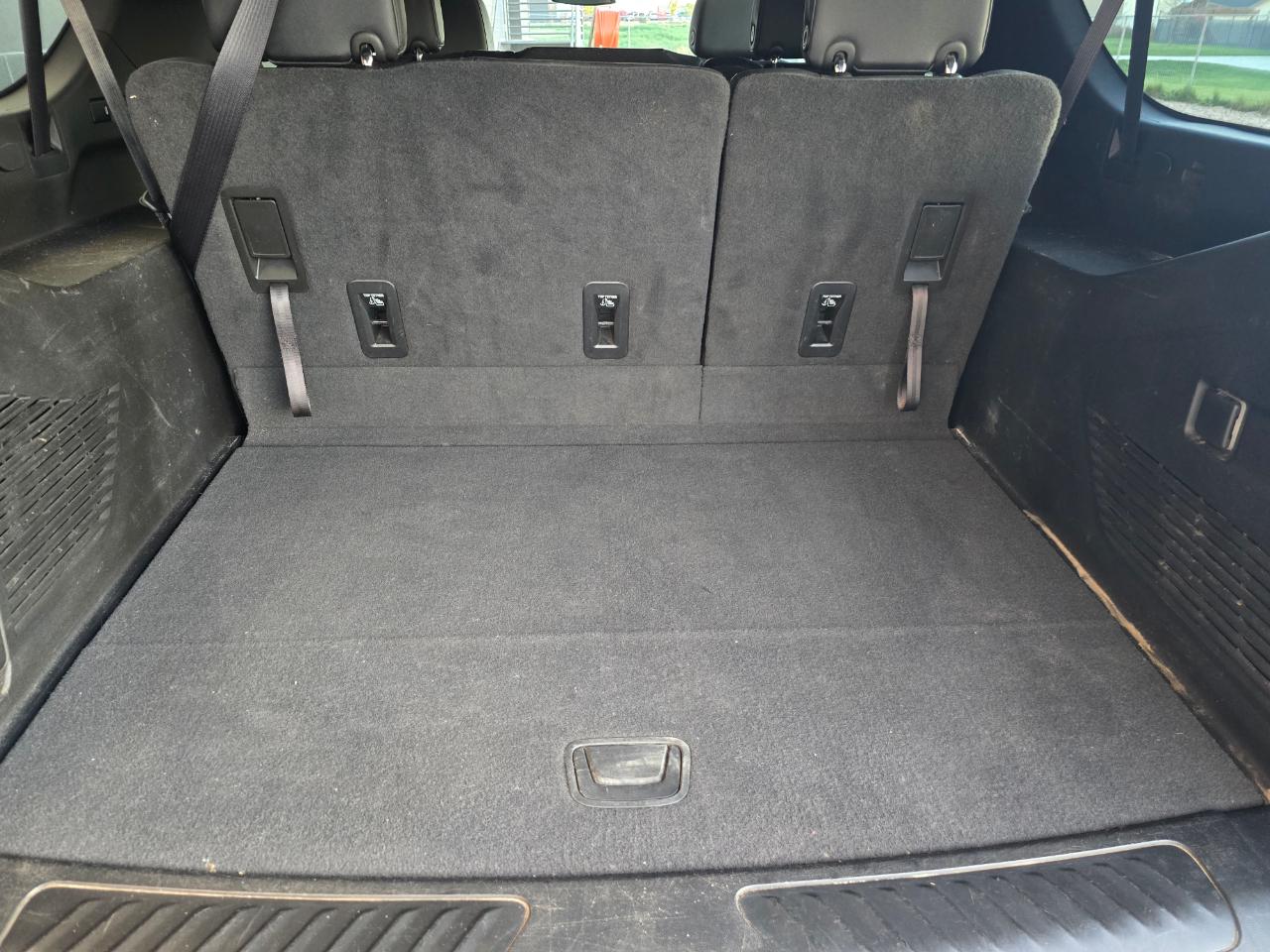 Chevrolet Suburban LT 4WD 2022