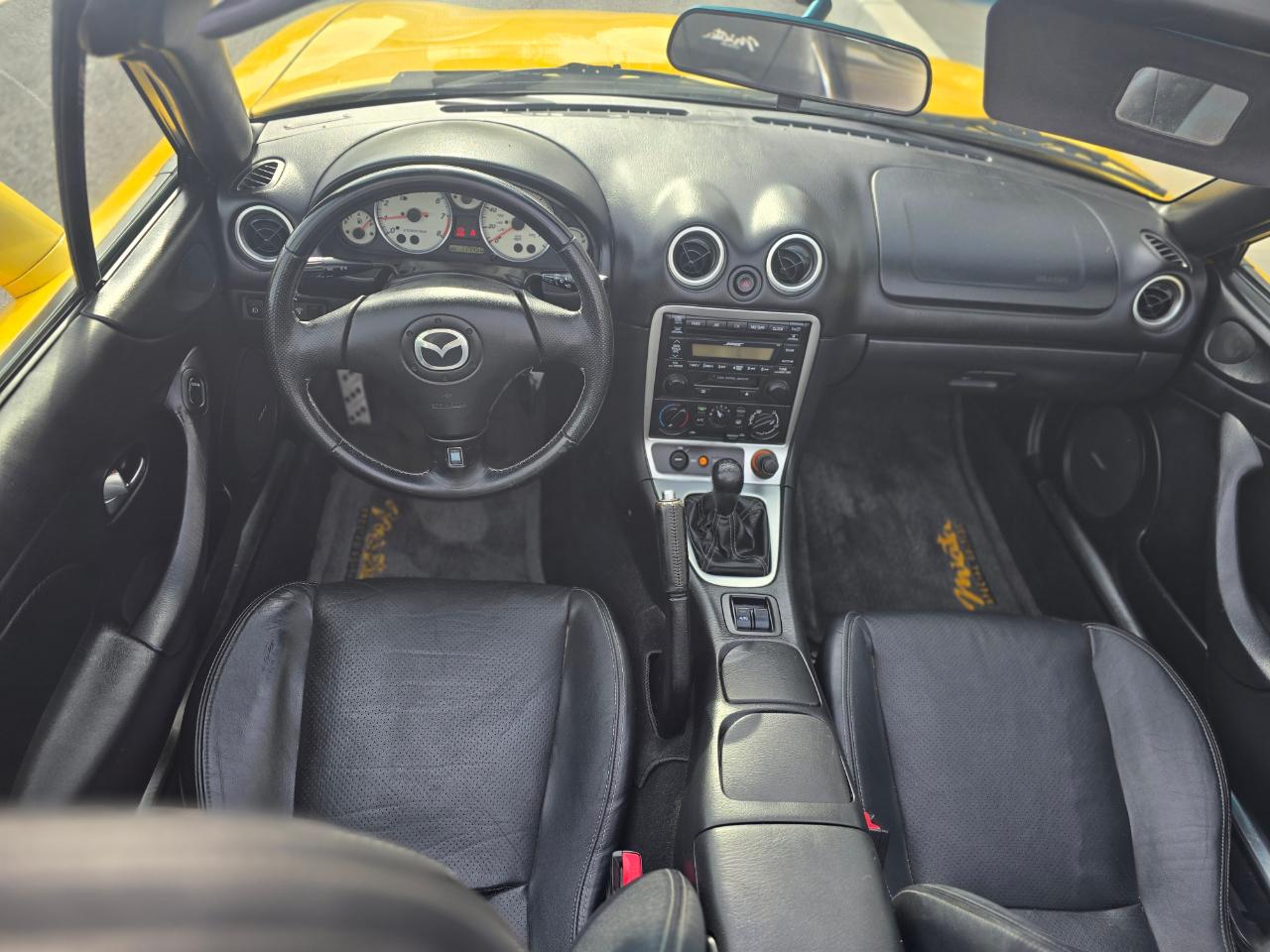 Mazda MX-5 Miata SE 2002