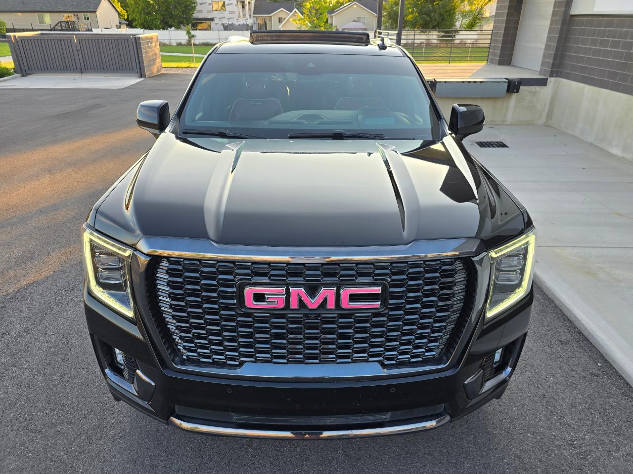 GMC Yukon Denali Ultimate 4WD 2023