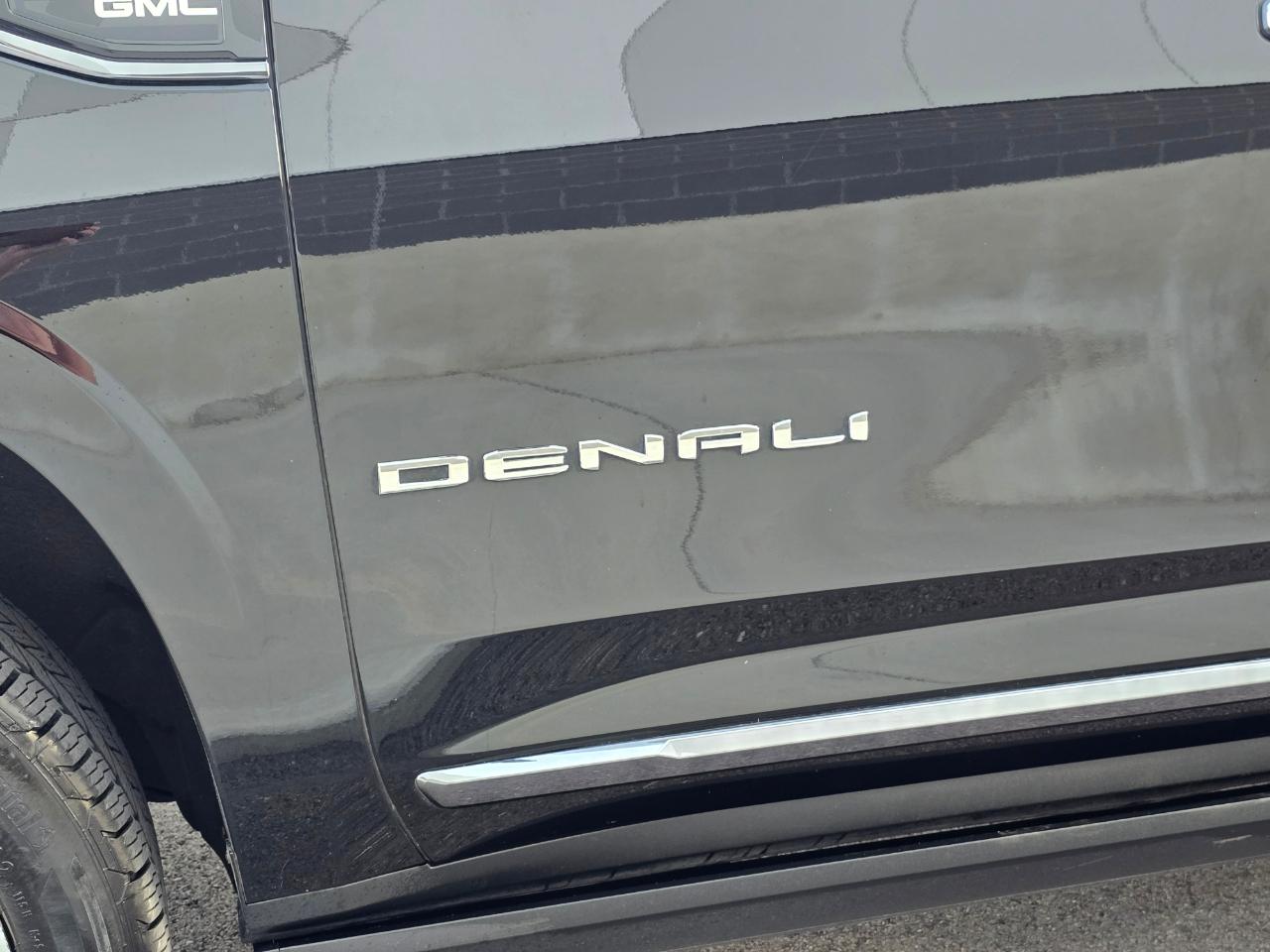 GMC Yukon Denali Ultimate 4WD 2023