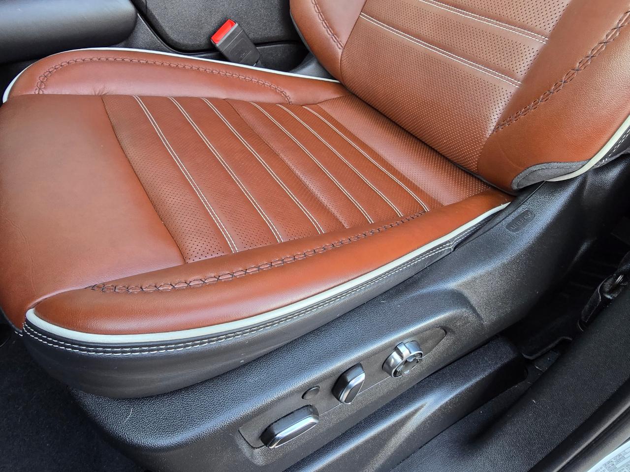 GMC Yukon Denali Ultimate 4WD 2023