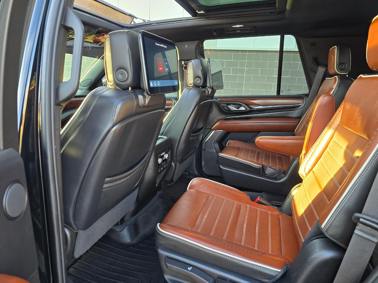GMC Yukon Denali Ultimate 4WD 2023