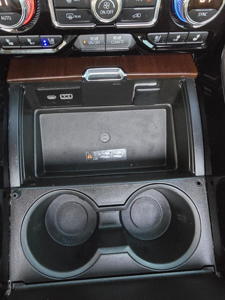 GMC Yukon Denali Ultimate 4WD 2023