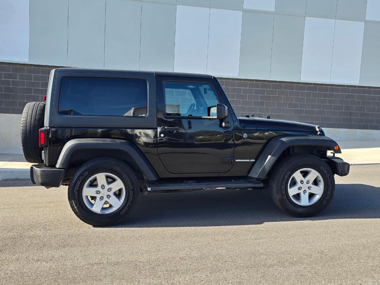 Jeep Wrangler Sport 4WD 2016
