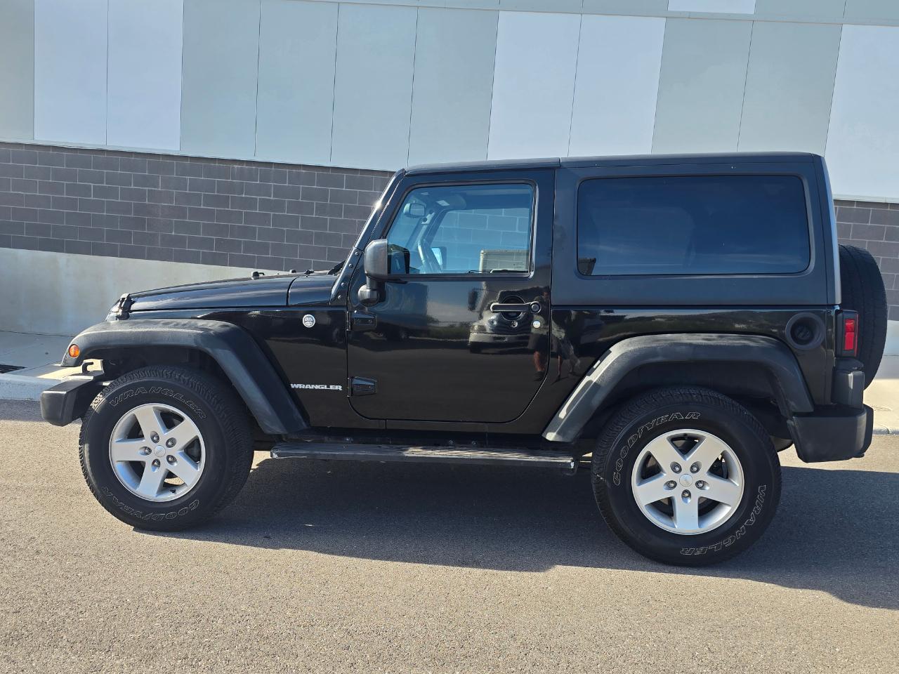 Jeep Wrangler Sport 4WD 2016